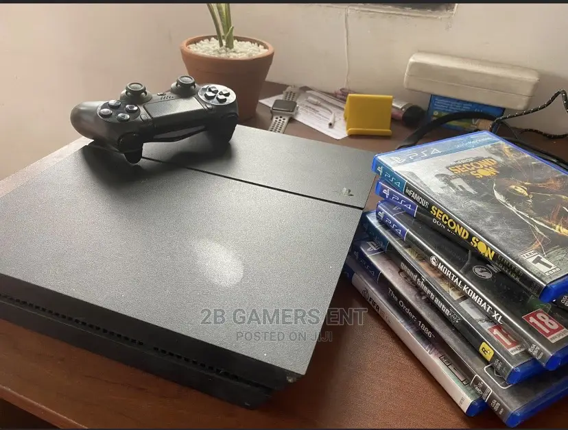 Play Station! Ps4 Standard Used