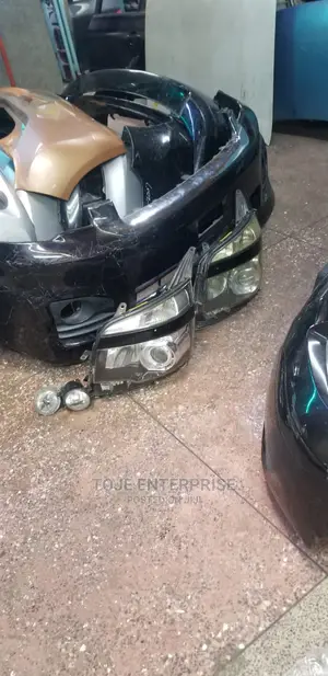 Voxy 2014 Xenon Headlights Available at Affordable Prices