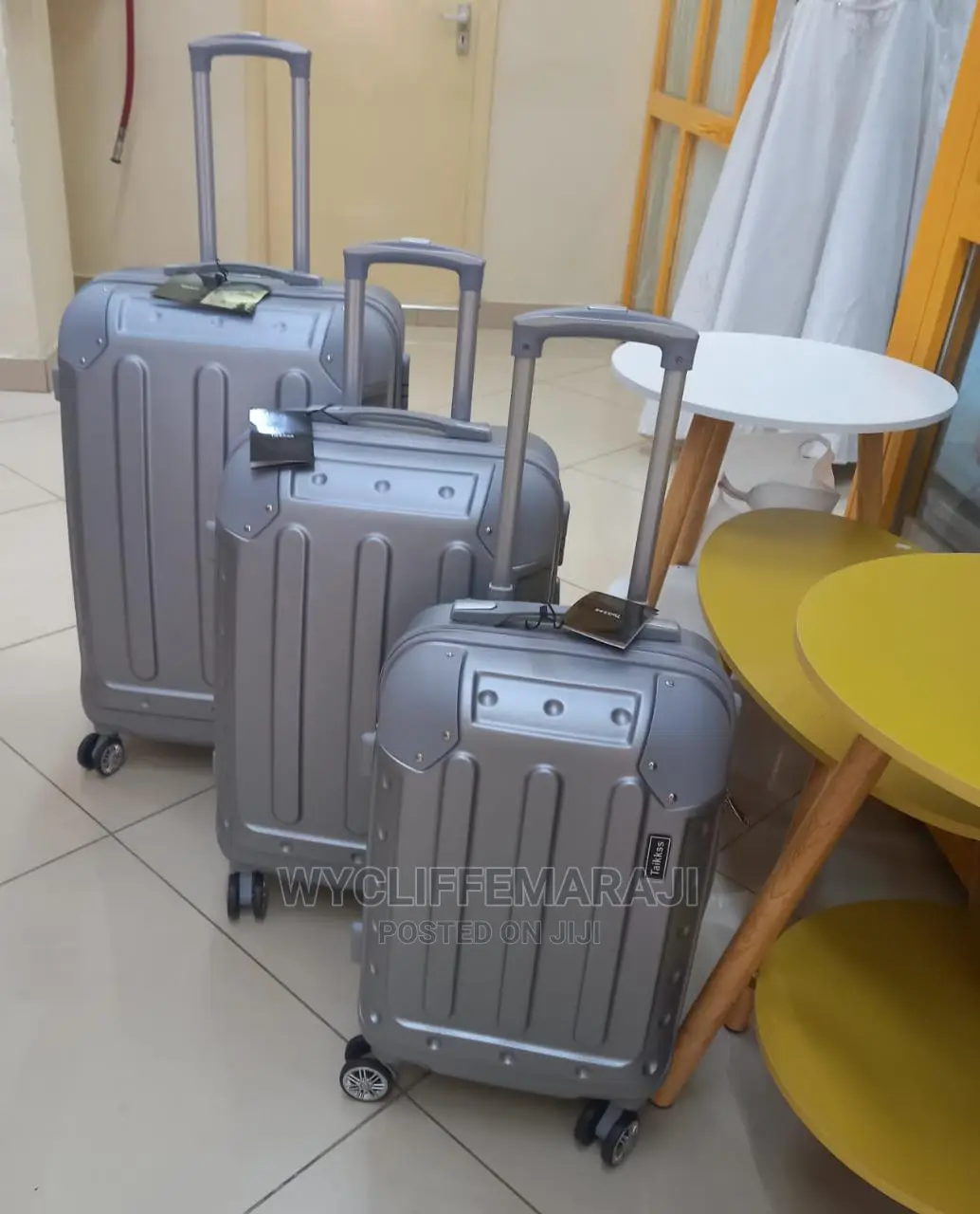 3 in 1 Set Plastic Traveling Suitcase