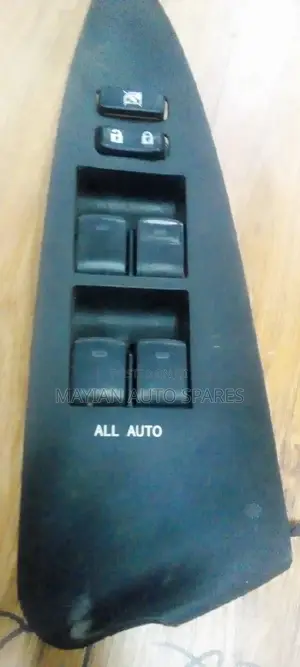 Master Switch for Toyota RAV4 Ac31/Vanguard New Model.
