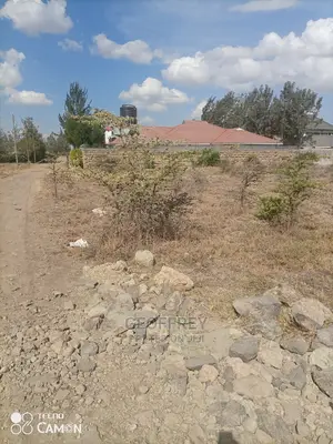 Selling 1/8 Acre in Mombasa Rd Syokimau