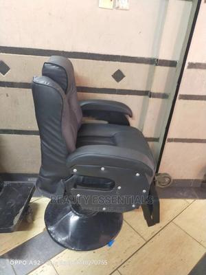 Black Plain Local Barber Seat - main view