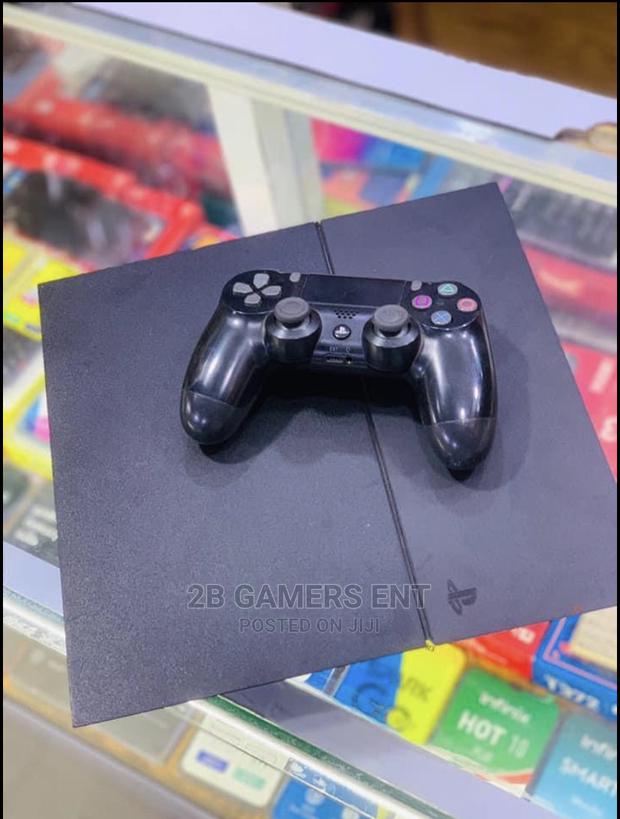 EX UK Play Station 4 500 Gb,!