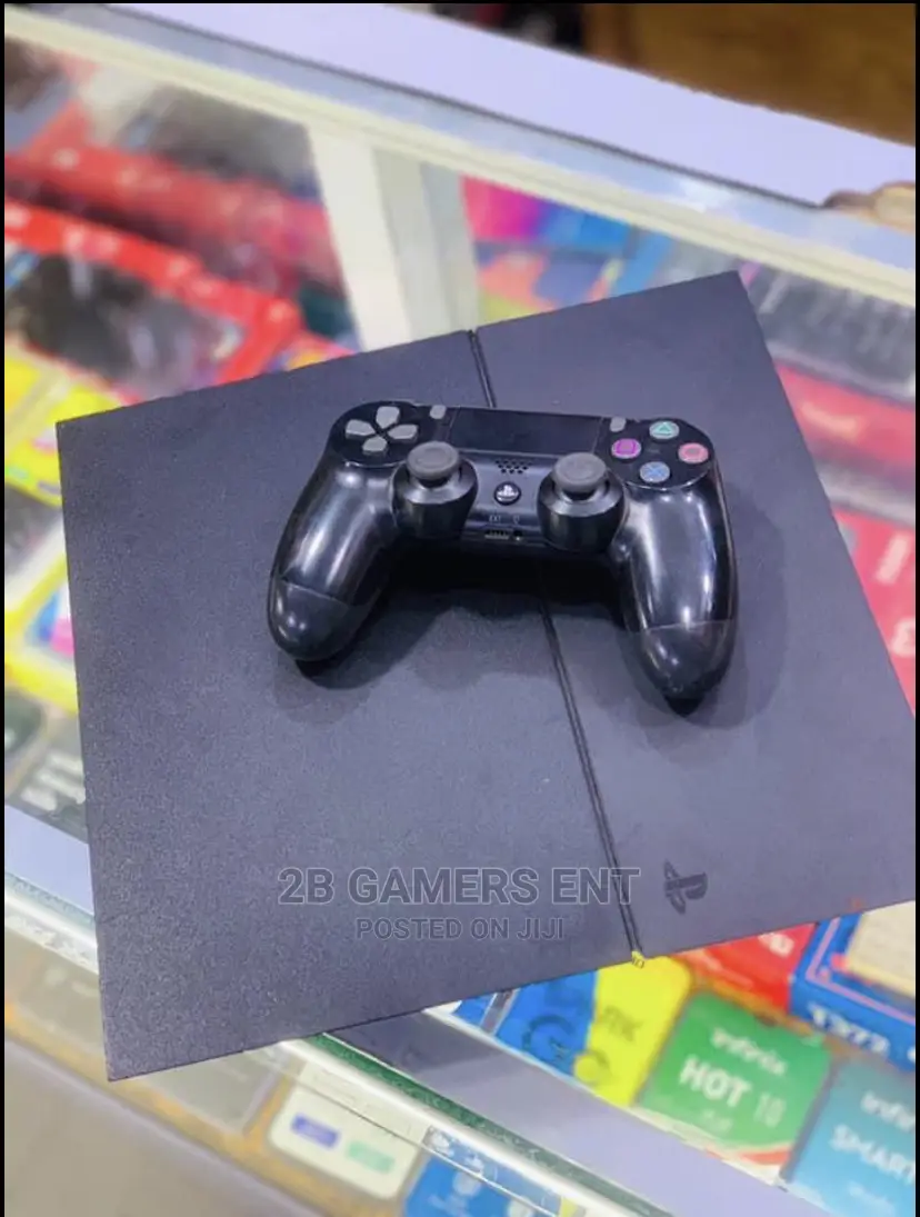 EX UK Play Station 4 500 Gb,!