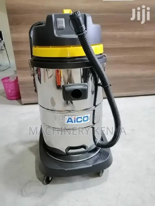 Wet and Dry Commercial Vacuum Cleaner