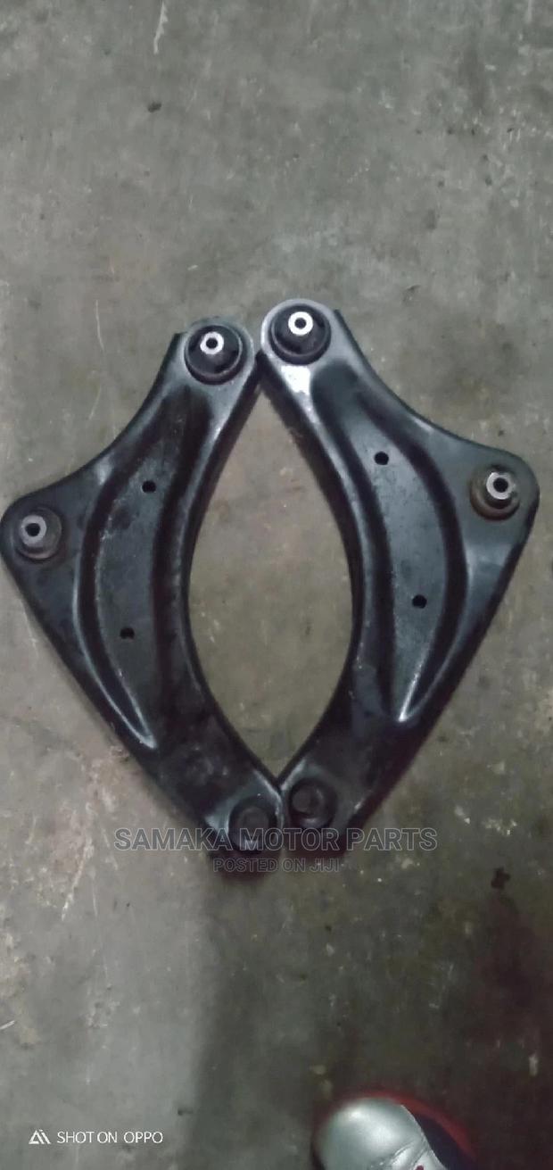Juke Front Arm Ex Japan