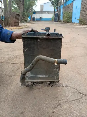 Daihatsu Mira Radiator