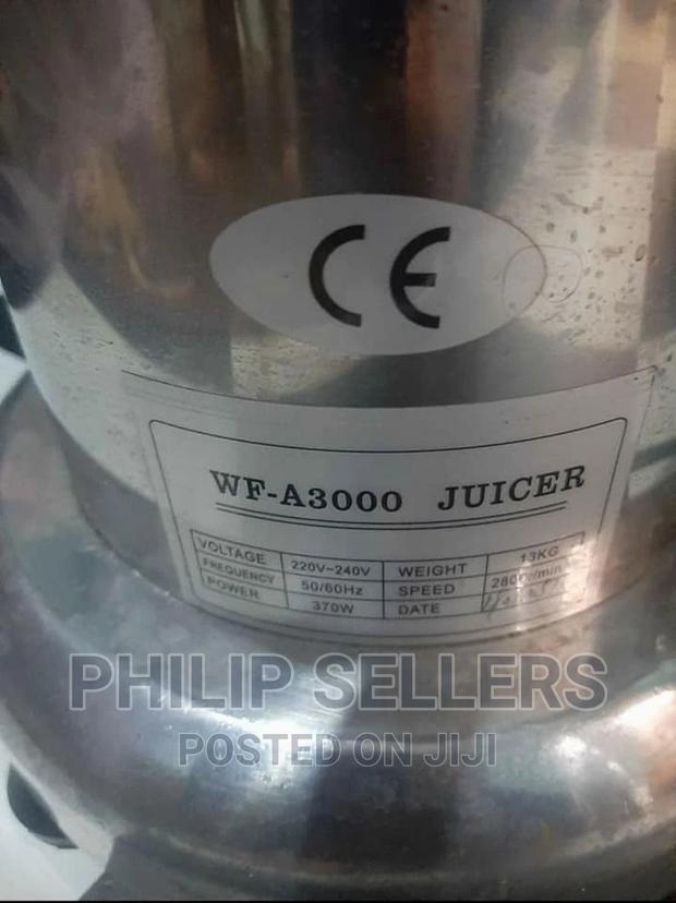 Its Internal Construction Is Tightly Packed and Reasonable. - thumbnail 3