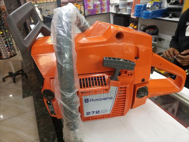 Husqvarna Chainsaw - thumbnail 3