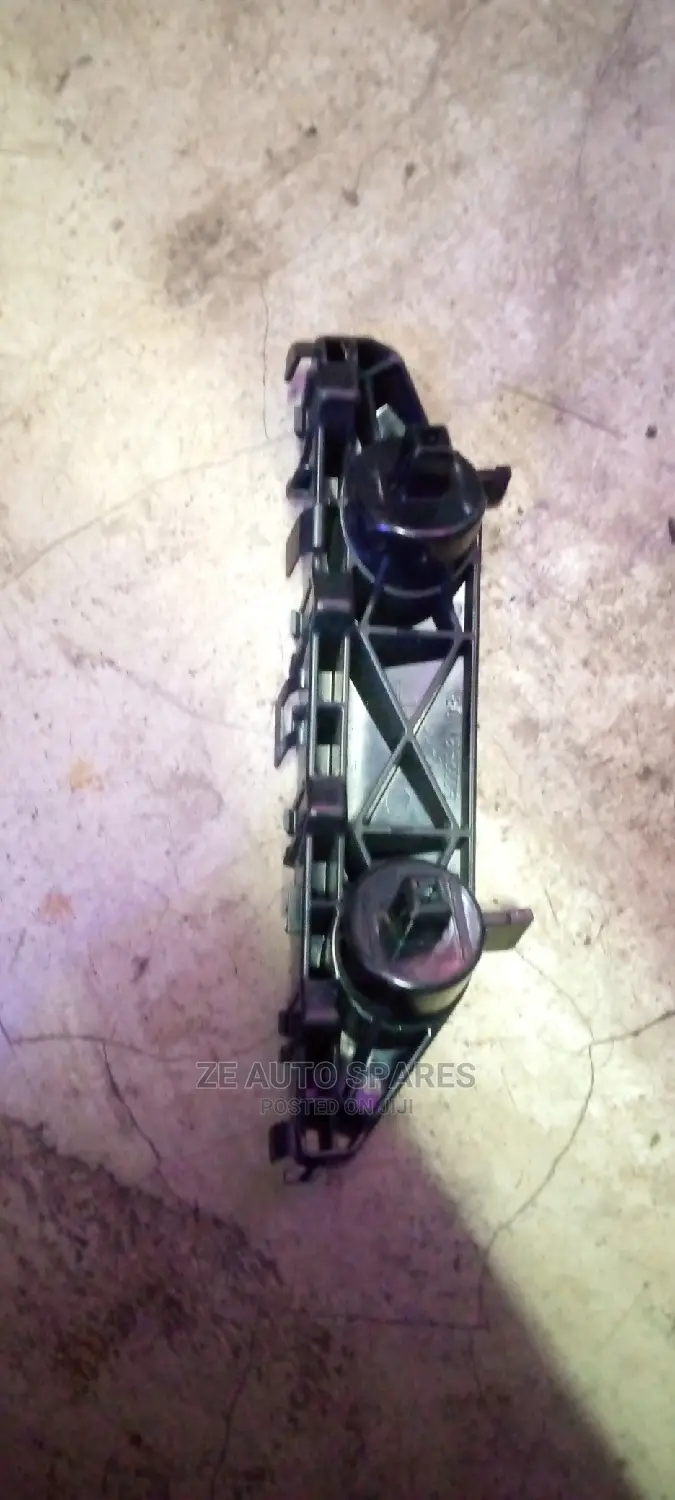Nissan Note 2012 Bumper Slide