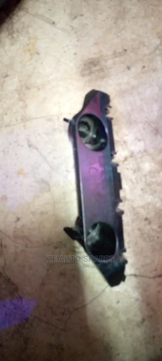 Nissan Note 2012 Bumper Slide