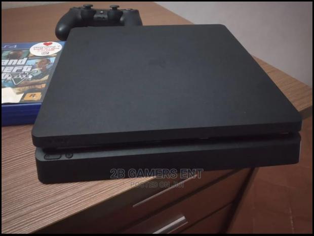 Ps4 Slim Used , 1 Pad All Cables - thumbnail 3