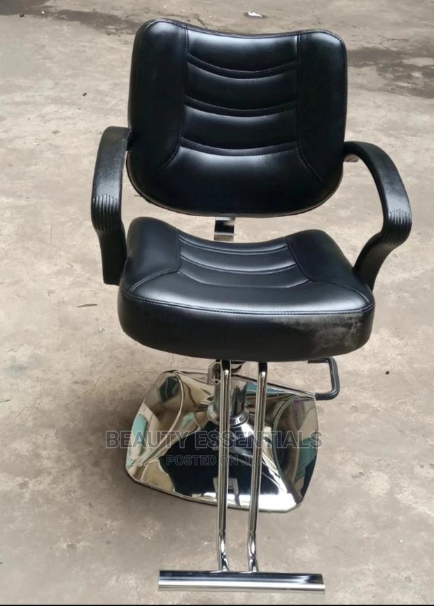 Salon Styling Chair Black - main view