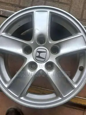 15 Inch Honda Original Rims Set