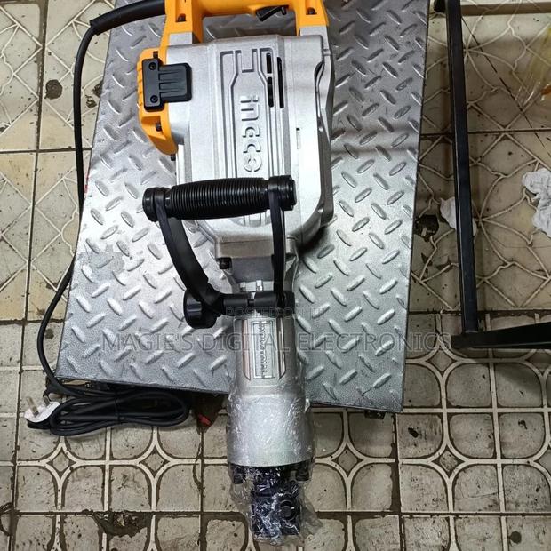 Satisfaction Ingco Demolition Breaker 1700w