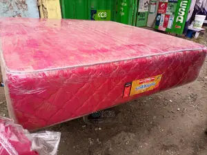 Mali Safi! Mattresses Ile Giant. Tunafukisha Nyumbani! HDQ