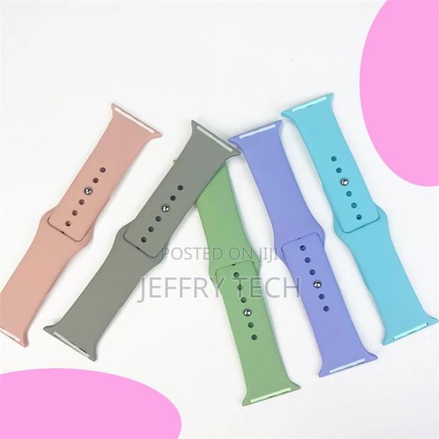 Watch Band 44mm 42mm 40mm 38mm Rubber Strap for Apple Silico