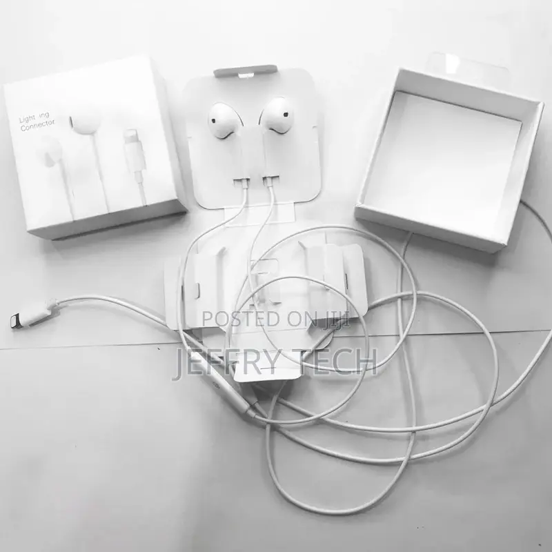 iPhone 7 in Ear Stereo Lighting Earphones With Mic Wired BT