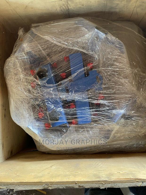 Four(4) Color Four(4) Station Screen Printing Machine - thumbnail 2