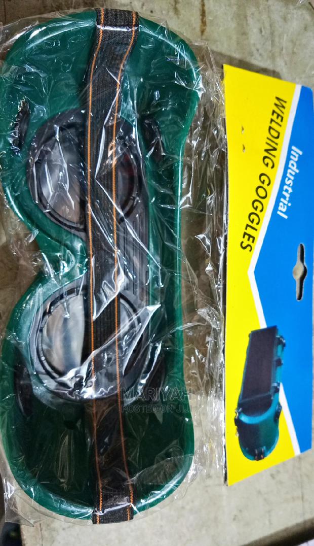 Safety Welding Googles - thumbnail 3