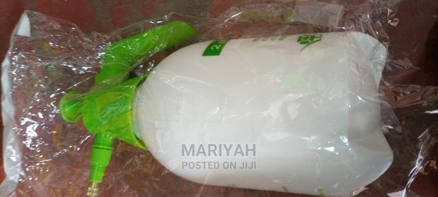 2 Liters Force Pump Spray Bottle - thumbnail 3