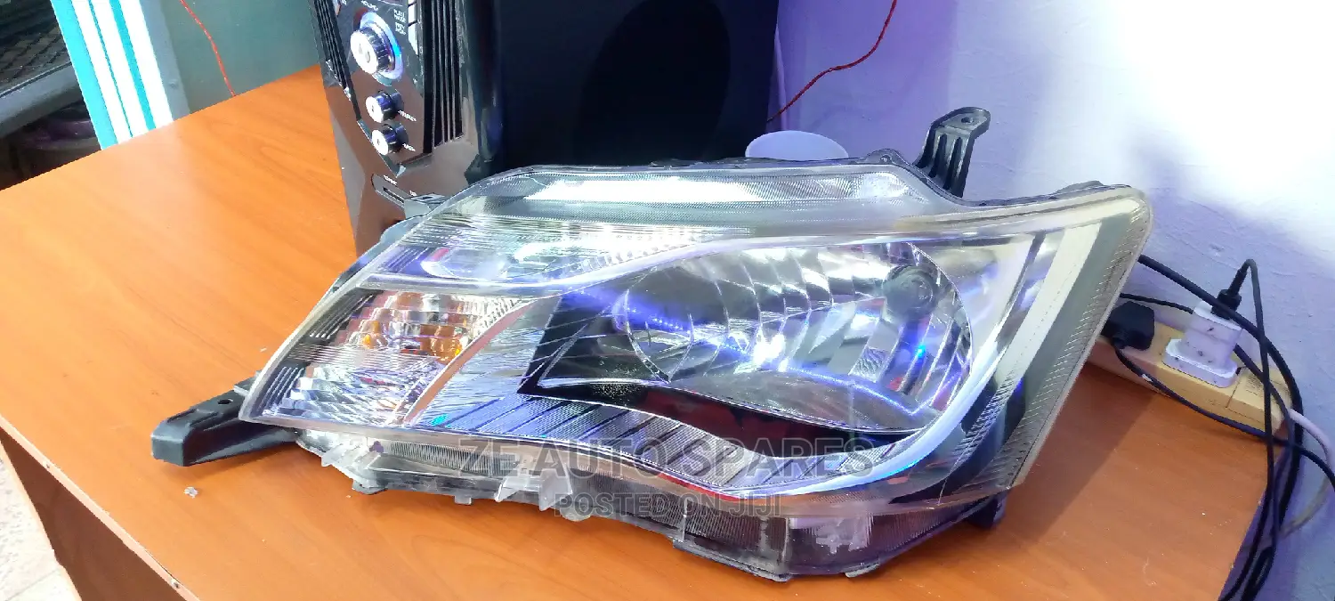 Fielder 161 2013 Non Headlight Available