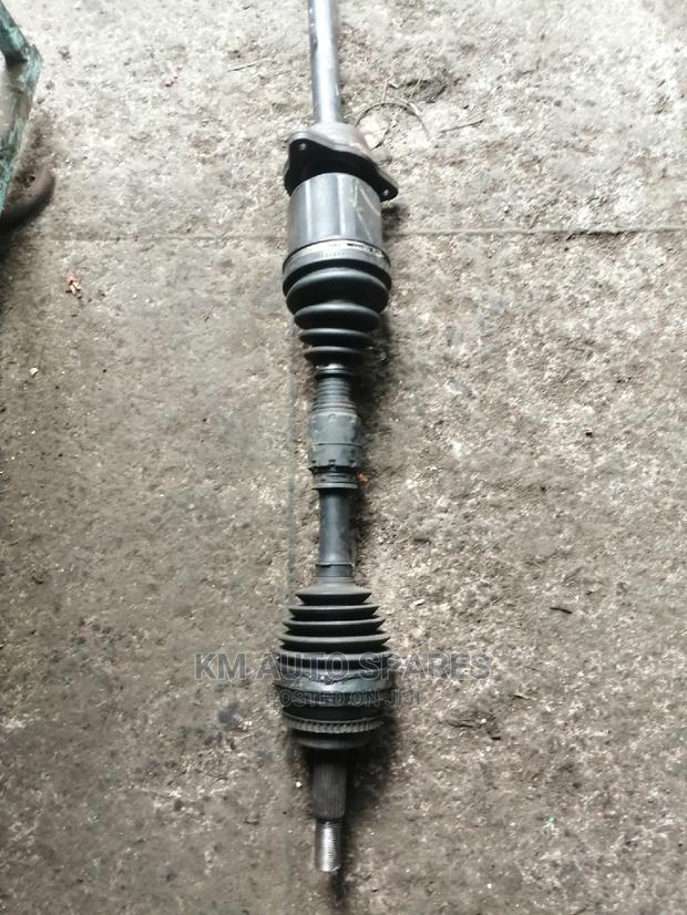 Toyota Noah/Voxy Drive Shaft. - thumbnail 2