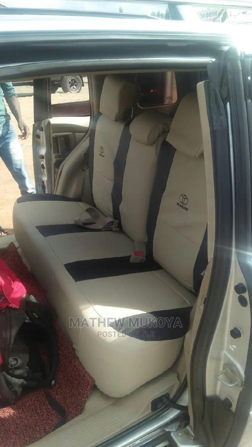 Raumm Toyota Car Seat Covers