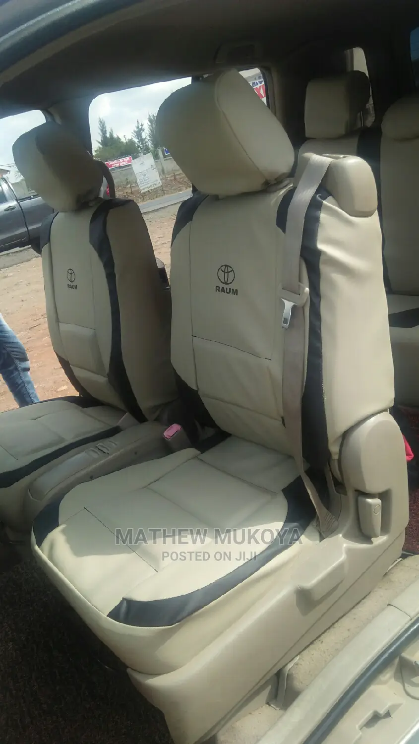 Black/Beige Seat Covers