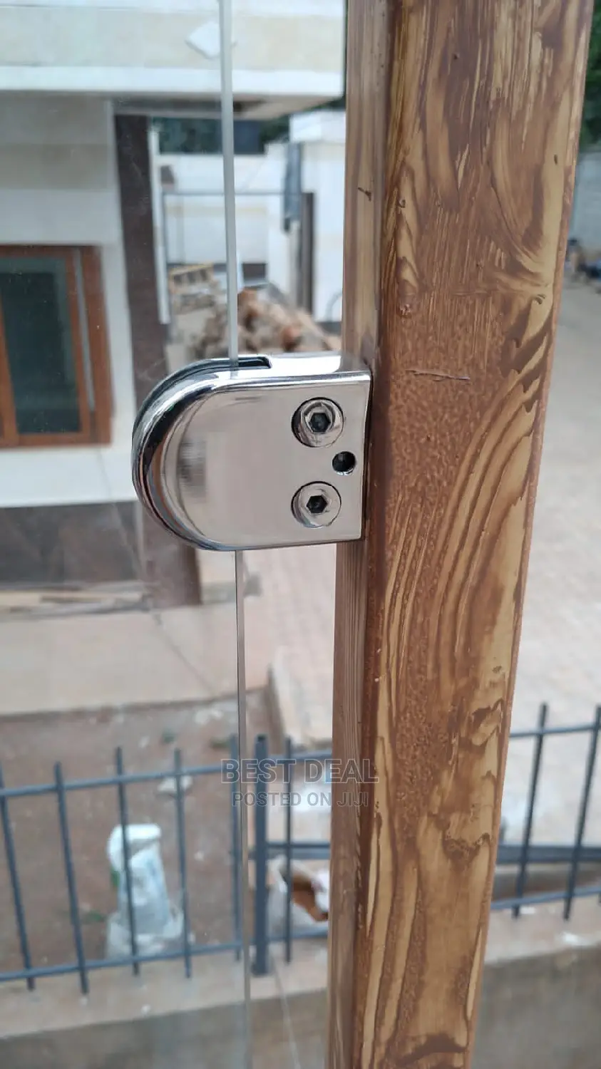 Balustrade Stainless Glass Brackets