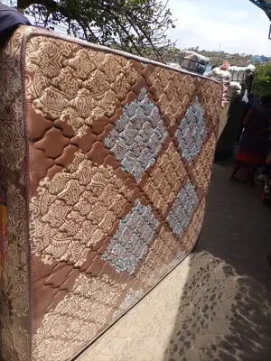 High Quality Quilted Mattresses? Contact Us! Free Delivery
