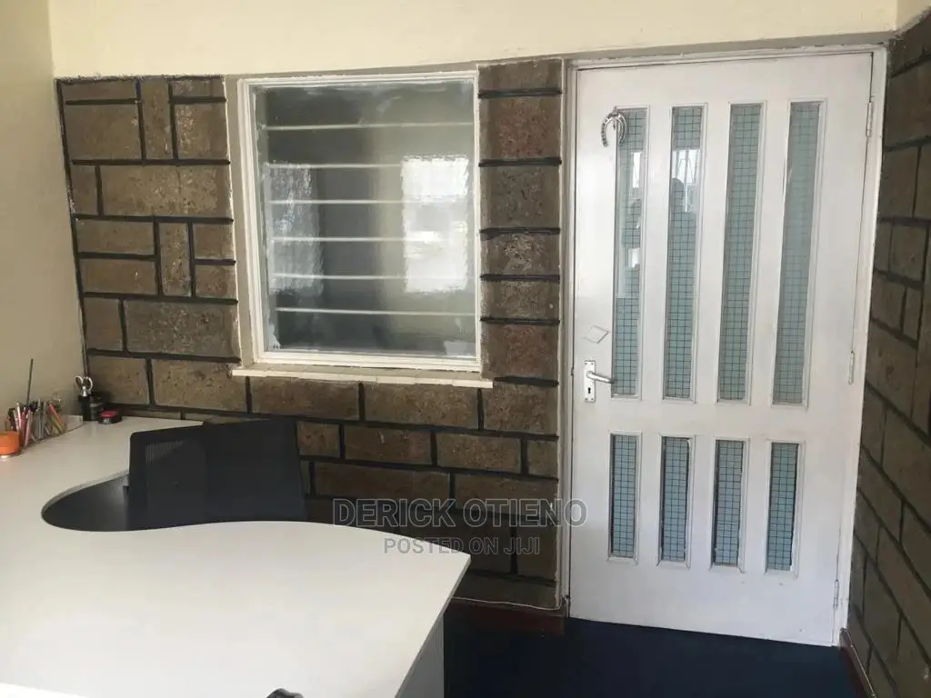 Office to Let in Westland