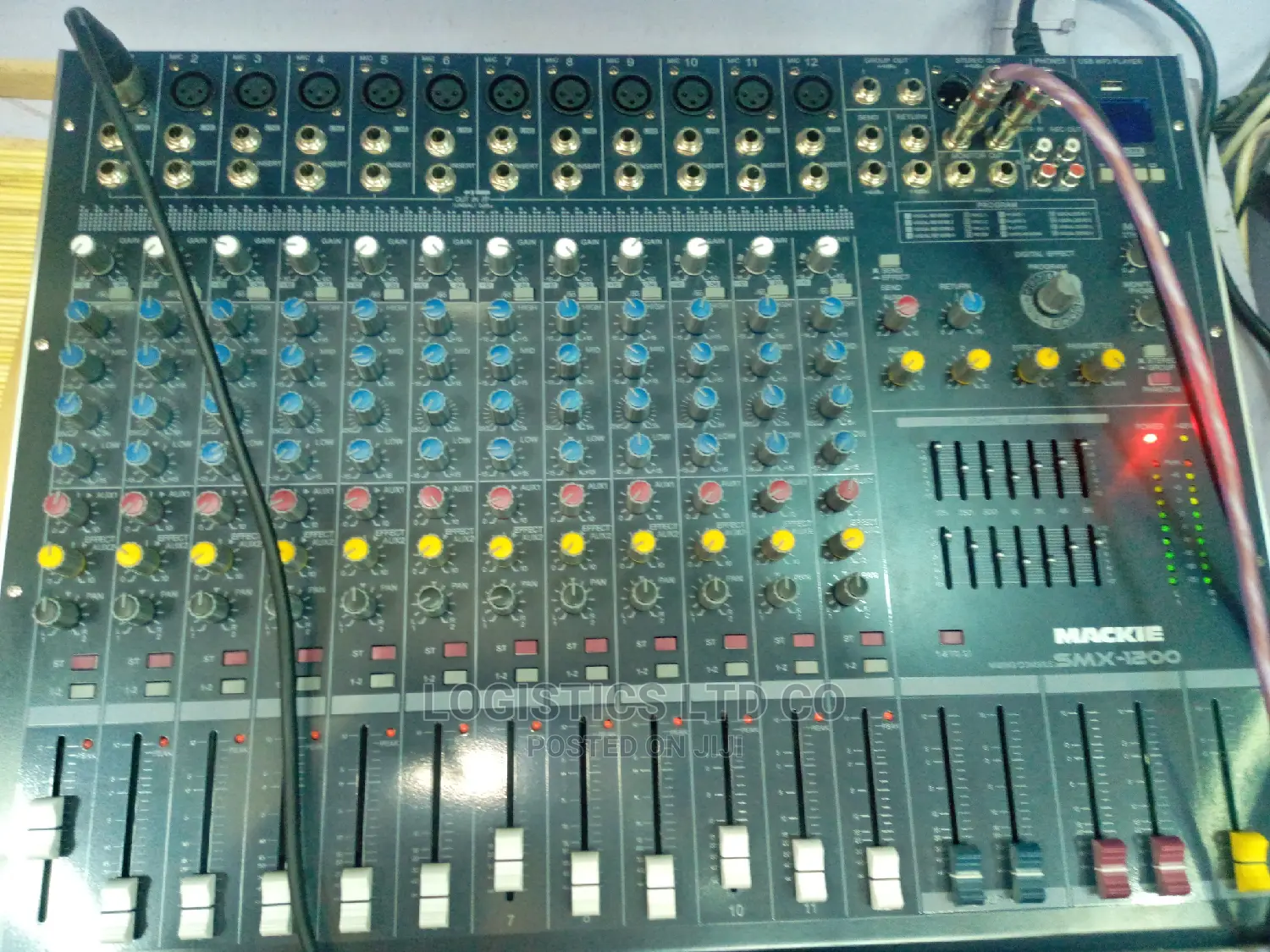 Mackie Mixer 12channel