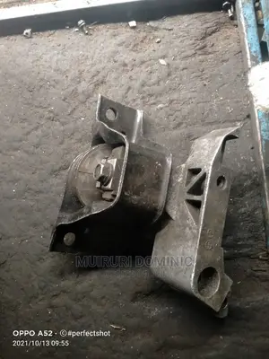Engine Mount Nissan Tiida,Y12,Note