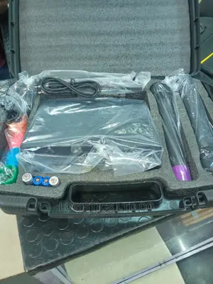 Pro Sound Microphone UHF 200