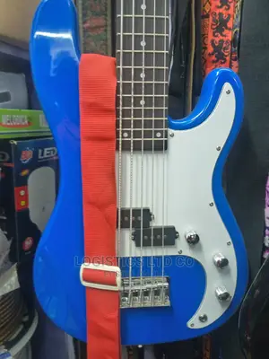 Bass Guiter Fender 5 Strings
