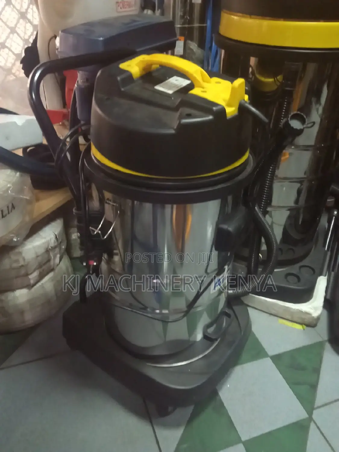 100litres Vacuum Cleaner Now on OFFER! 