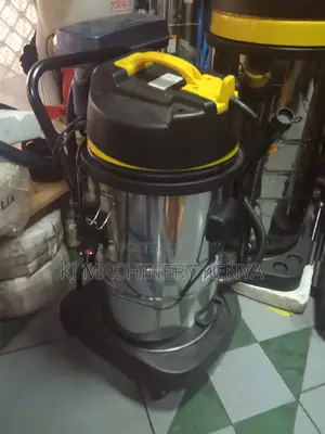 100litres Vacuum Cleaner Now on OFFER! 