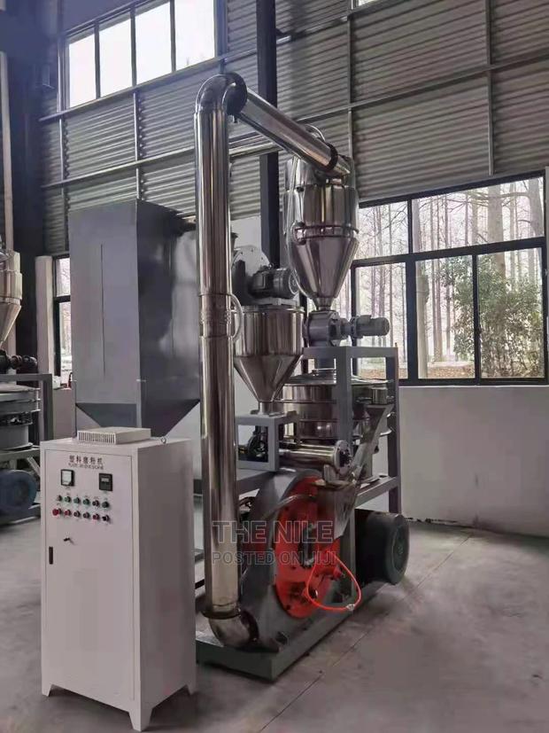 Plastic Pulverizer - thumbnail 3