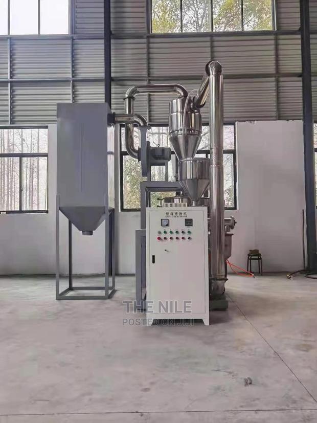 Plastic Pulverizer - thumbnail 4