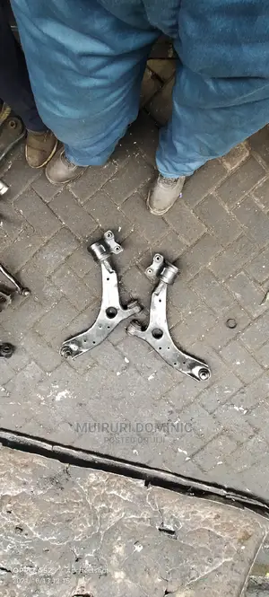 Mazda Premacy/Axela Arm