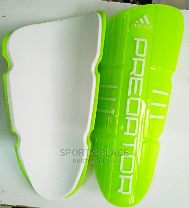 Adidas Predator Shin Guard - thumbnail 2