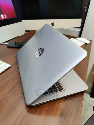 Laptop HP EliteBook 820 G4 8GB Intel Core I7 HDD 500GB