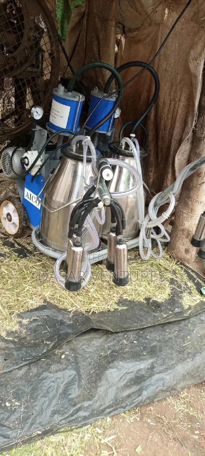 Aico Double Cow Milking Machine