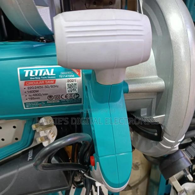 Impressive Total Circular Saw 1400w