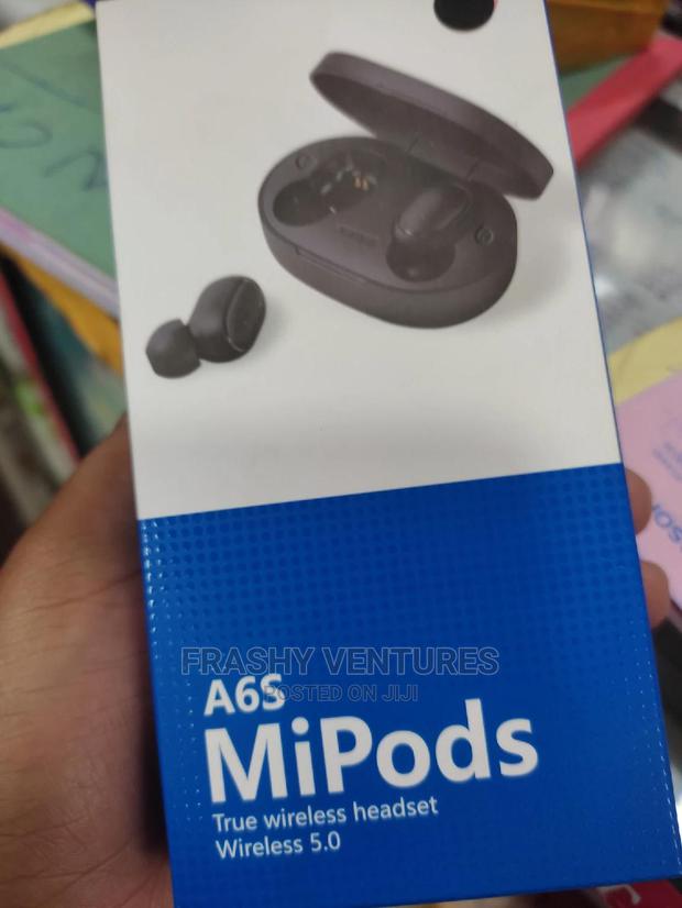 Wireless Mi Pods Headset - main view