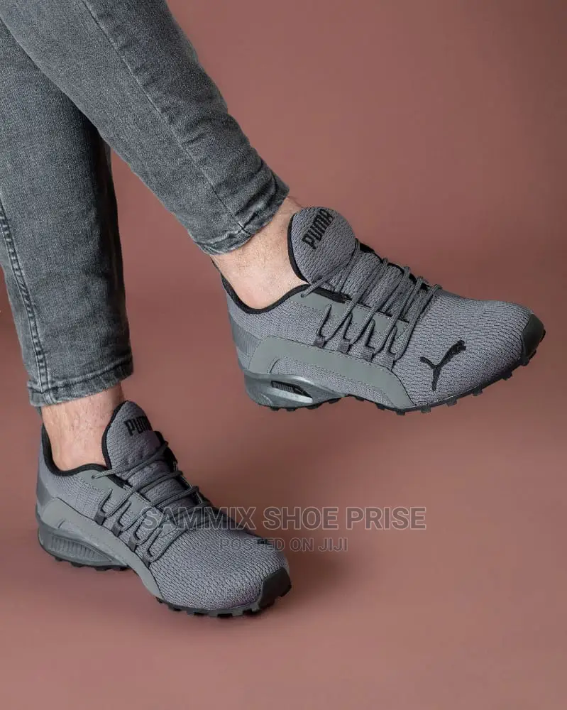 Puma Sneakers