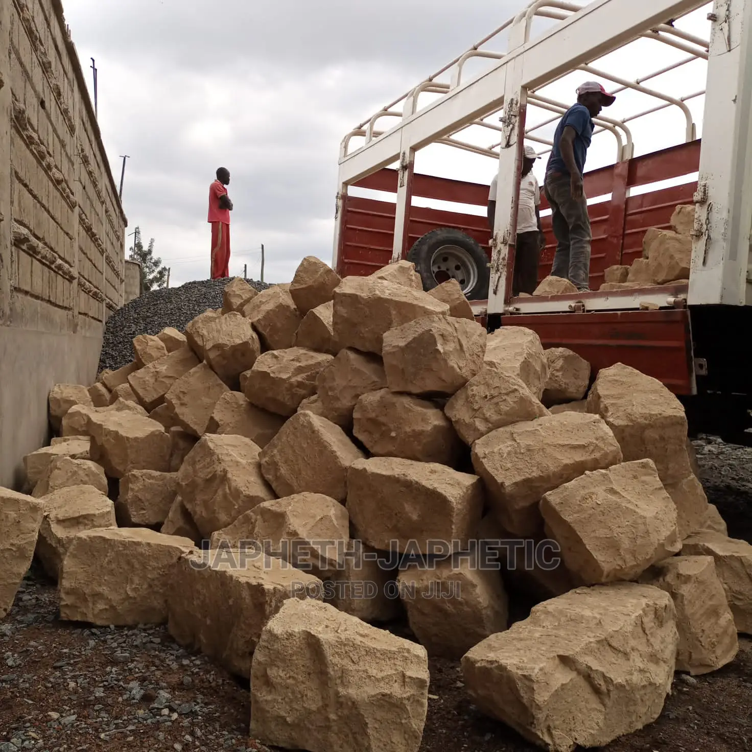 Yellow Bush Stoness