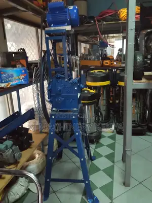 Three Blade Chaff Cutter With a Motor
