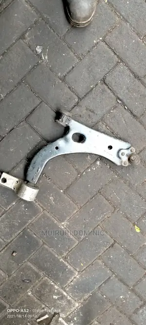 Control Arm Mazda Demio